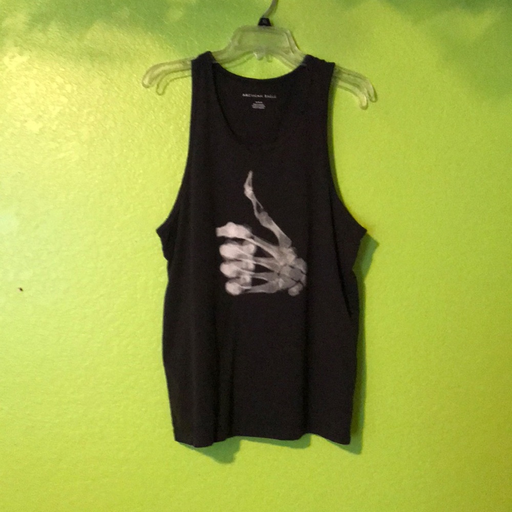 American Eagle skeleton thumb up tank 👍🏻